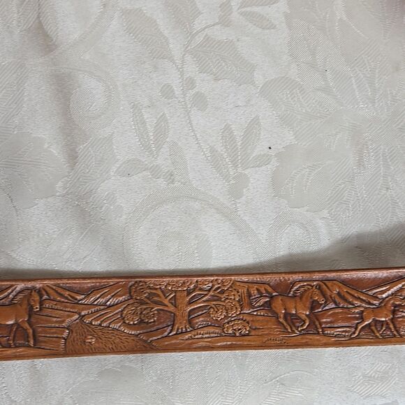 Chambers Brown Vintage Embossed Leather Belt With Buckle - Picture 4 of 9